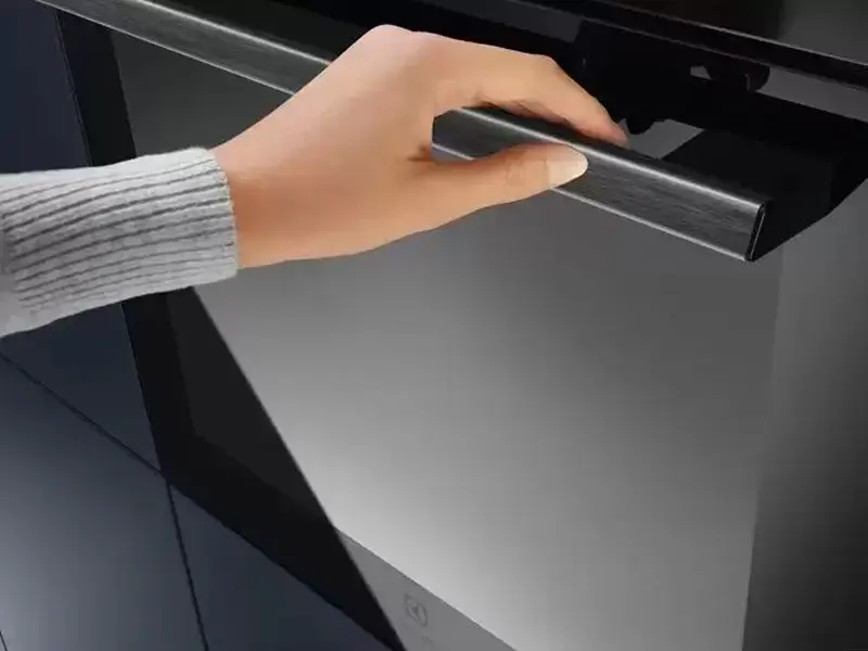 Духовой шкаф Electrolux EOE7C31Z фото 4 в Ростове-на-Дону