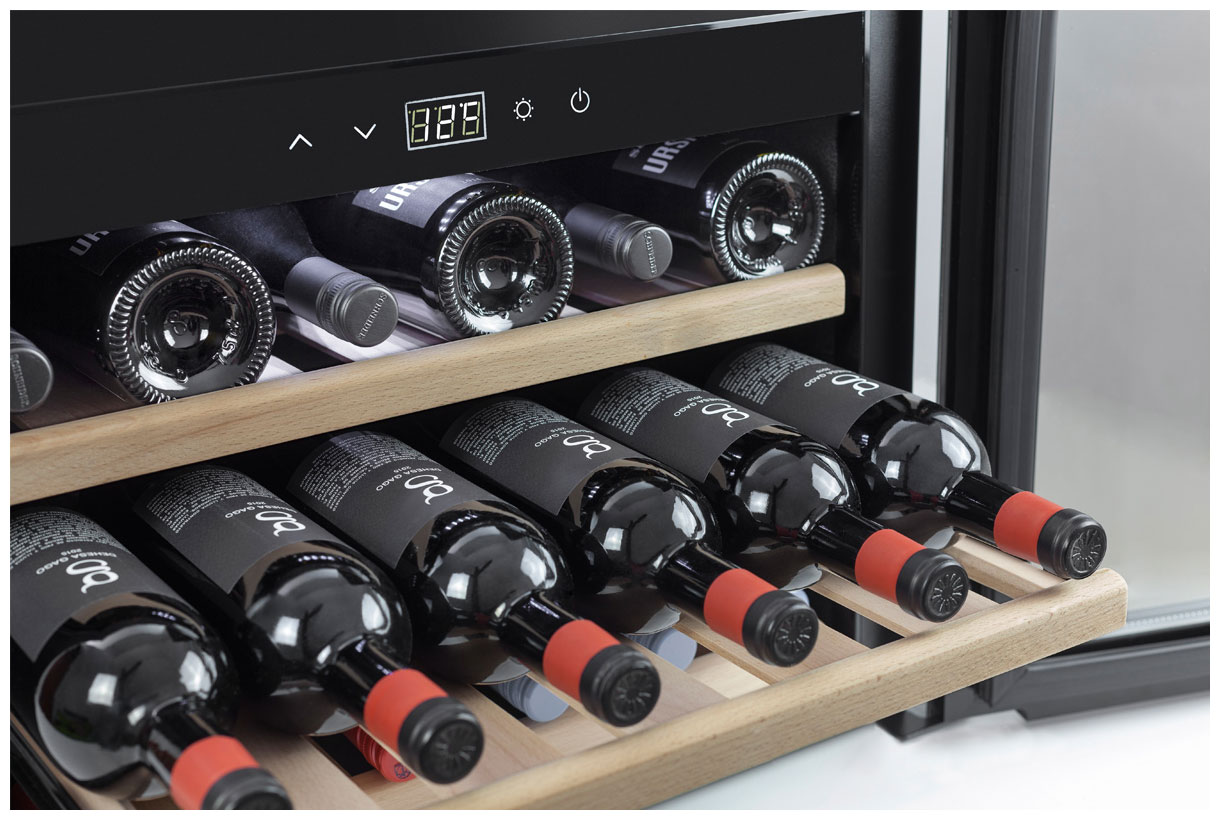 Холодильник винный CASO WineSafe 18 EB Black фото 3 в Ростове-на-Дону Холодильник винный CASO WineSafe 18 EB Black фото 3 в Ростове-на-Дону