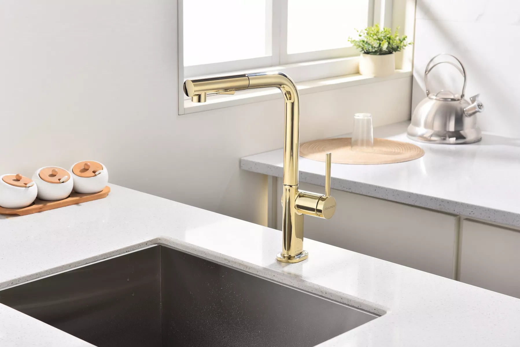 Смеситель Paulmark NEO Ne214419-G золото фото 3 в Ростове-на-Дону Смеситель Paulmark NEO Ne214419-G золото фото 3 в Ростове-на-Дону