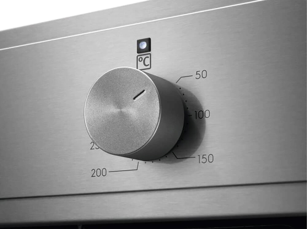 Духовой шкаф Electrolux EOF3H00BX фото 3 в Ростове-на-Дону Духовой шкаф Electrolux EOF3H00BX фото 3 в Ростове-на-Дону