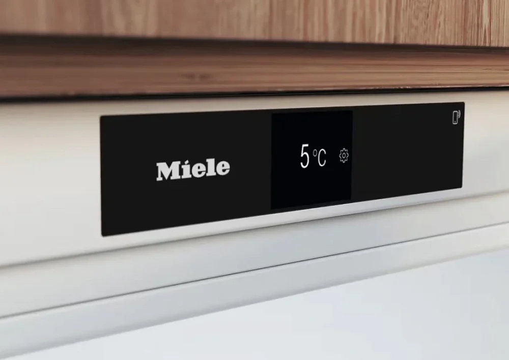 Встраиваемый холодильник Miele KU 7030 D фото 3 в Ростове-на-Дону Встраиваемый холодильник Miele KU 7030 D фото 3 в Ростове-на-Дону