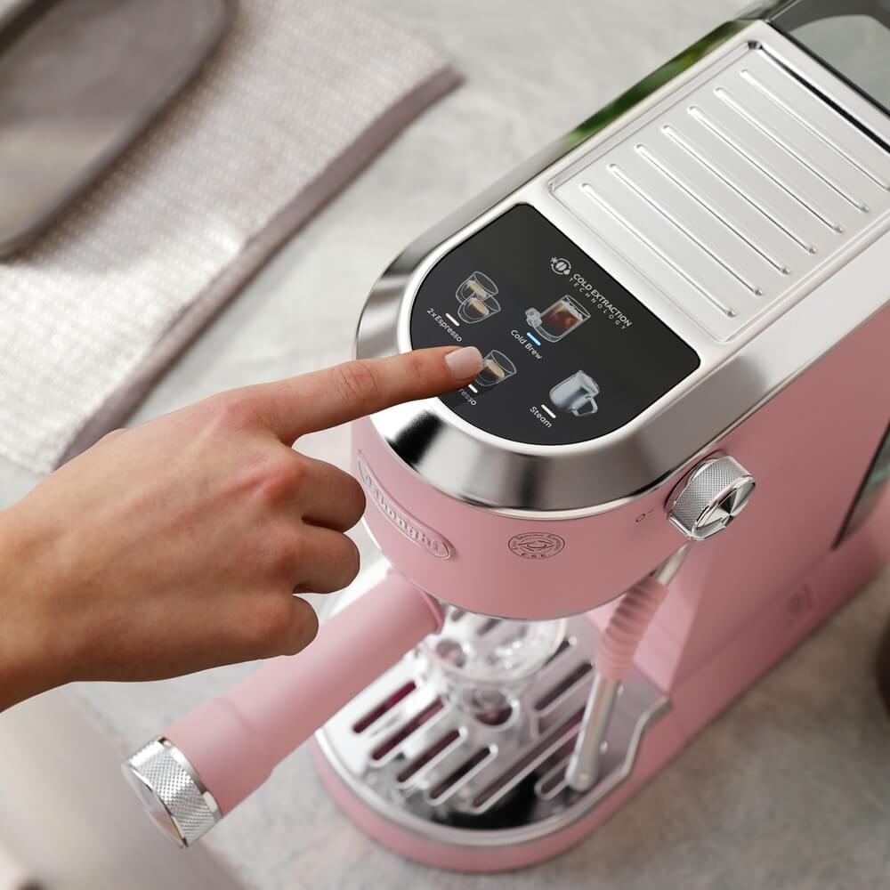 Кофеварка рожковая DeLonghi EC890.PK фото 20 в Ростове-на-Дону