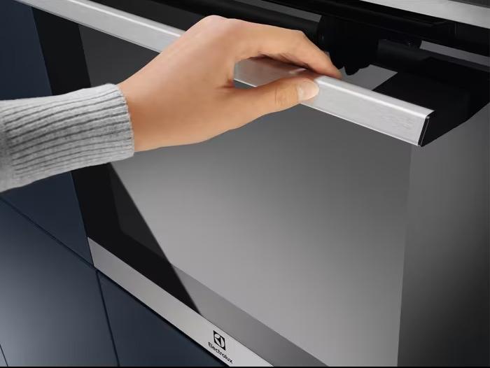 Духовой шкаф Electrolux EOF6P70X фото 3 в Ростове-на-Дону