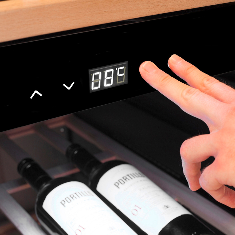 Холодильник винный CASO WineChef Pro 180 black фото 3 в Ростове-на-Дону Холодильник винный CASO WineChef Pro 180 black фото 3 в Ростове-на-Дону