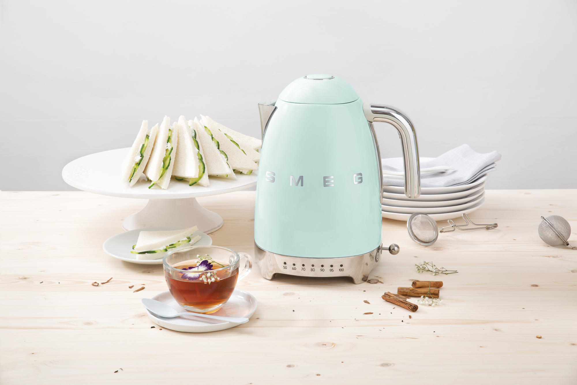 Чайник Smeg KLF04PGEU фото 7 в Ростове-на-Дону