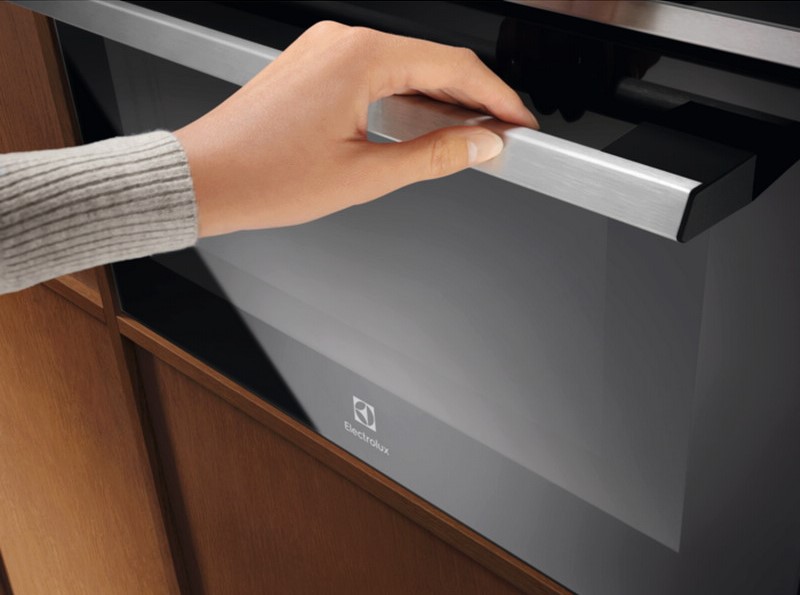 Микроволновая печь Electrolux EVM8E09X фото 6 в Ростове-на-Дону