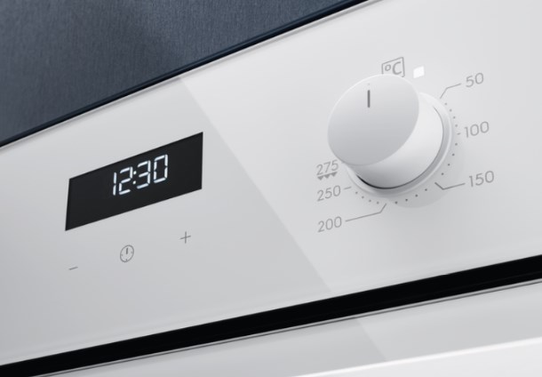 Духовой шкаф Electrolux OKD 5C51 V фото 3 в Ростове-на-Дону Духовой шкаф Electrolux OKD 5C51 V фото 3 в Ростове-на-Дону