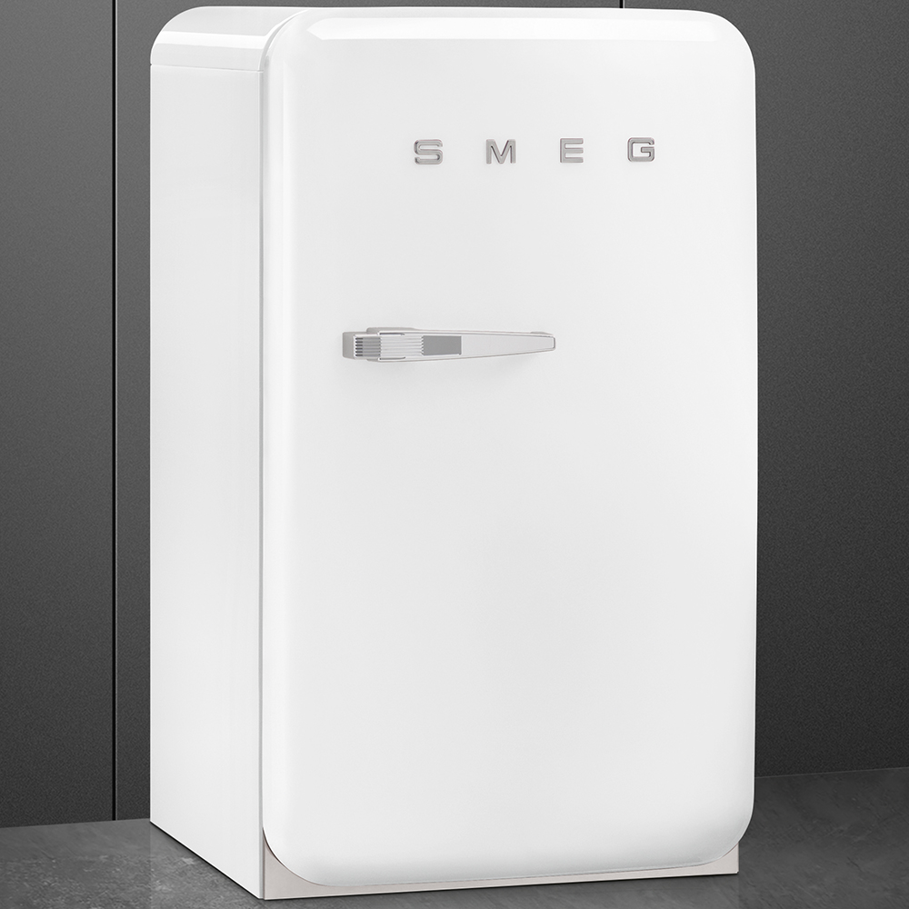 Холодильник Smeg FAB10RB фото 3 в Ростове-на-Дону Холодильник Smeg FAB10RB фото 3 в Ростове-на-Дону