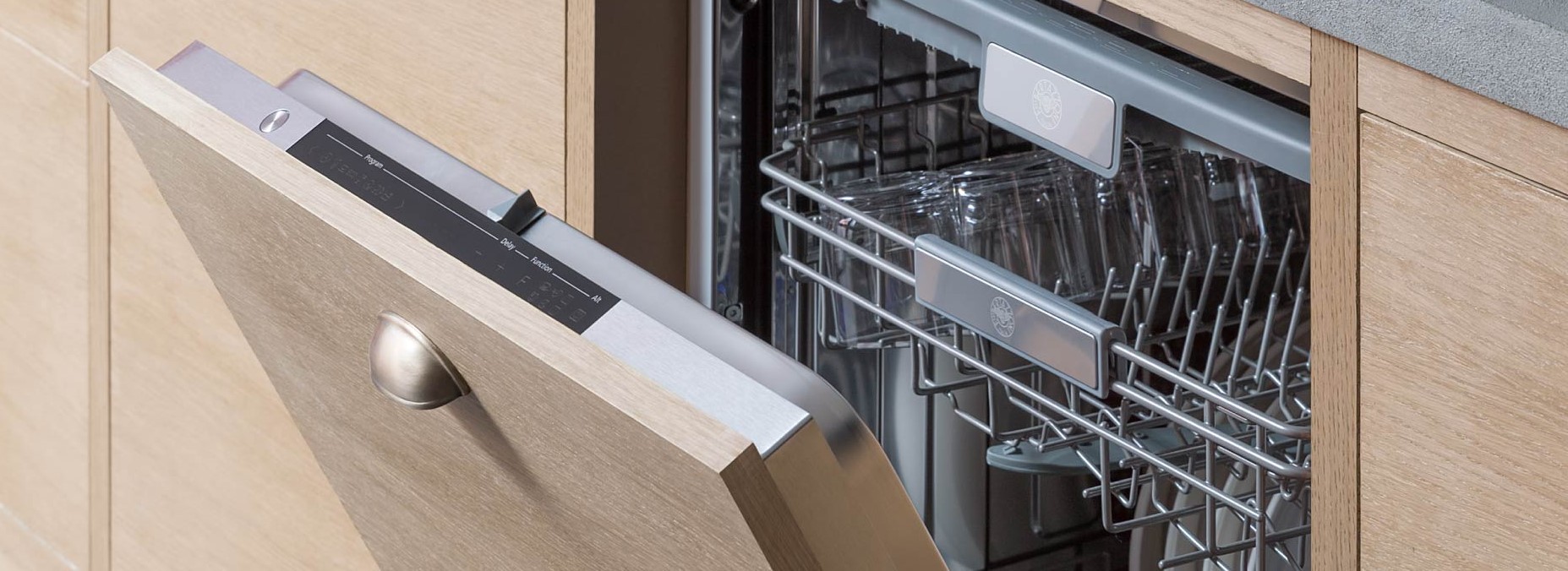 Встраиваемая посудомоечная машина Bertazzoni DW6083PRT фото 3 в Ростове-на-Дону Встраиваемая посудомоечная машина Bertazzoni DW6083PRT фото 3 в Ростове-на-Дону