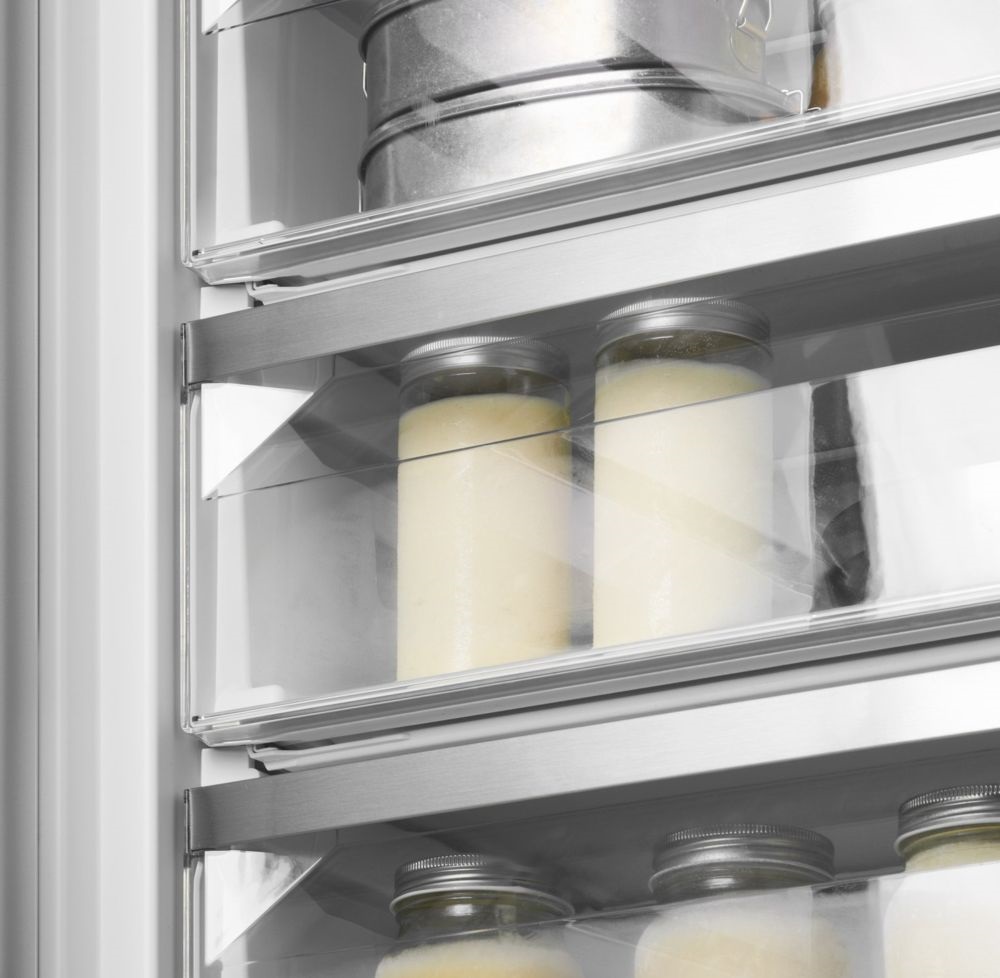 Встраиваемая морозильная камера V-ZUG Freezer V6000 Supreme FR6T-51099 R фото 3 в Ростове-на-Дону Встраиваемая морозильная камера V-ZUG Freezer V6000 Supreme FR6T-51099 R фото 3 в Ростове-на-Дону