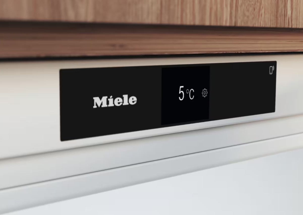 Холодильник Miele KU 7030 D фото 3 в Ростове-на-Дону Холодильник Miele KU 7030 D фото 3 в Ростове-на-Дону