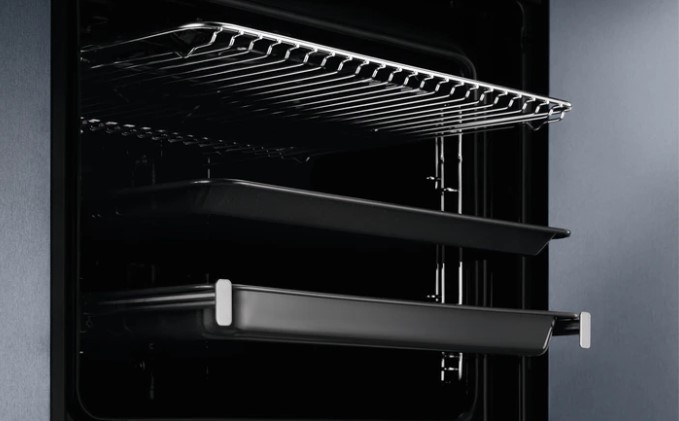 Духовой шкаф Electrolux OKE8C39WX фото 4 в Ростове-на-Дону