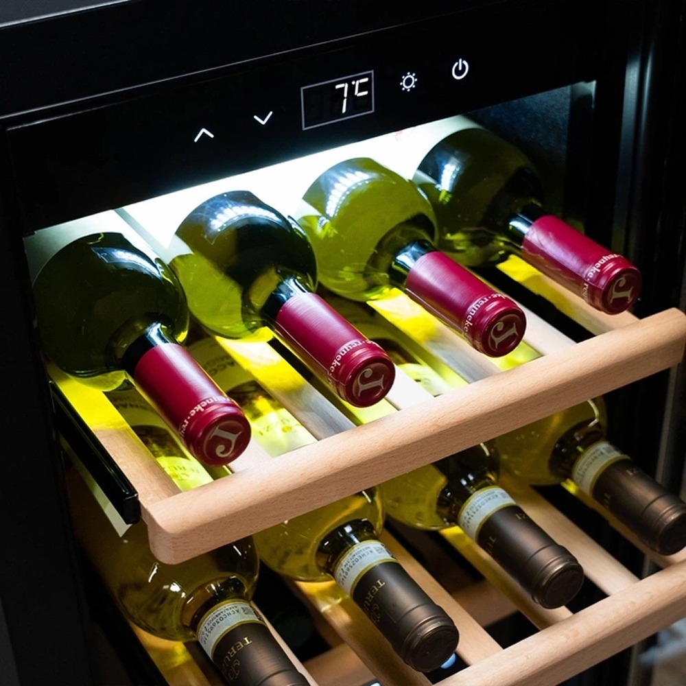 Холодильник винный CASO WineExclusive 12 фото 2 в Ростове-на-Дону Холодильник винный CASO WineExclusive 12 фото 2 в Ростове-на-Дону