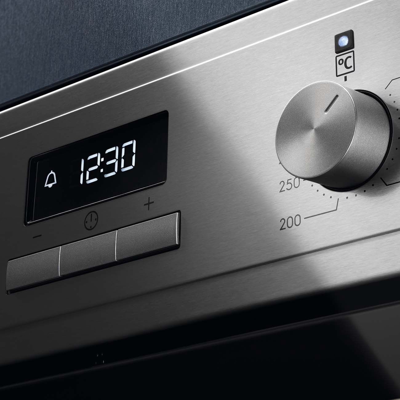 Духовой шкаф Electrolux OEF3H50X фото 2 в Ростове-на-Дону Духовой шкаф Electrolux OEF3H50X фото 2 в Ростове-на-Дону