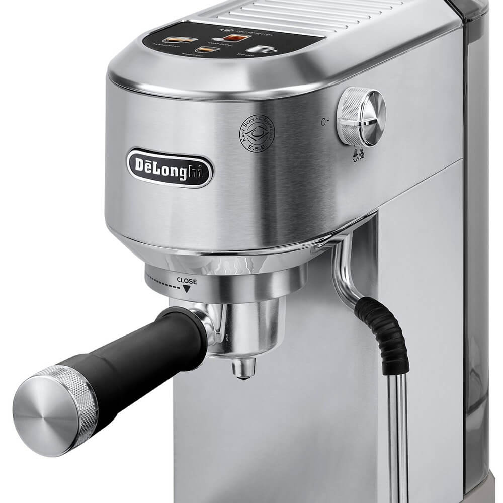 Кофеварка рожковая DeLonghi EC890.M фото 3 в Ростове-на-Дону Кофеварка рожковая DeLonghi EC890.M фото 3 в Ростове-на-Дону