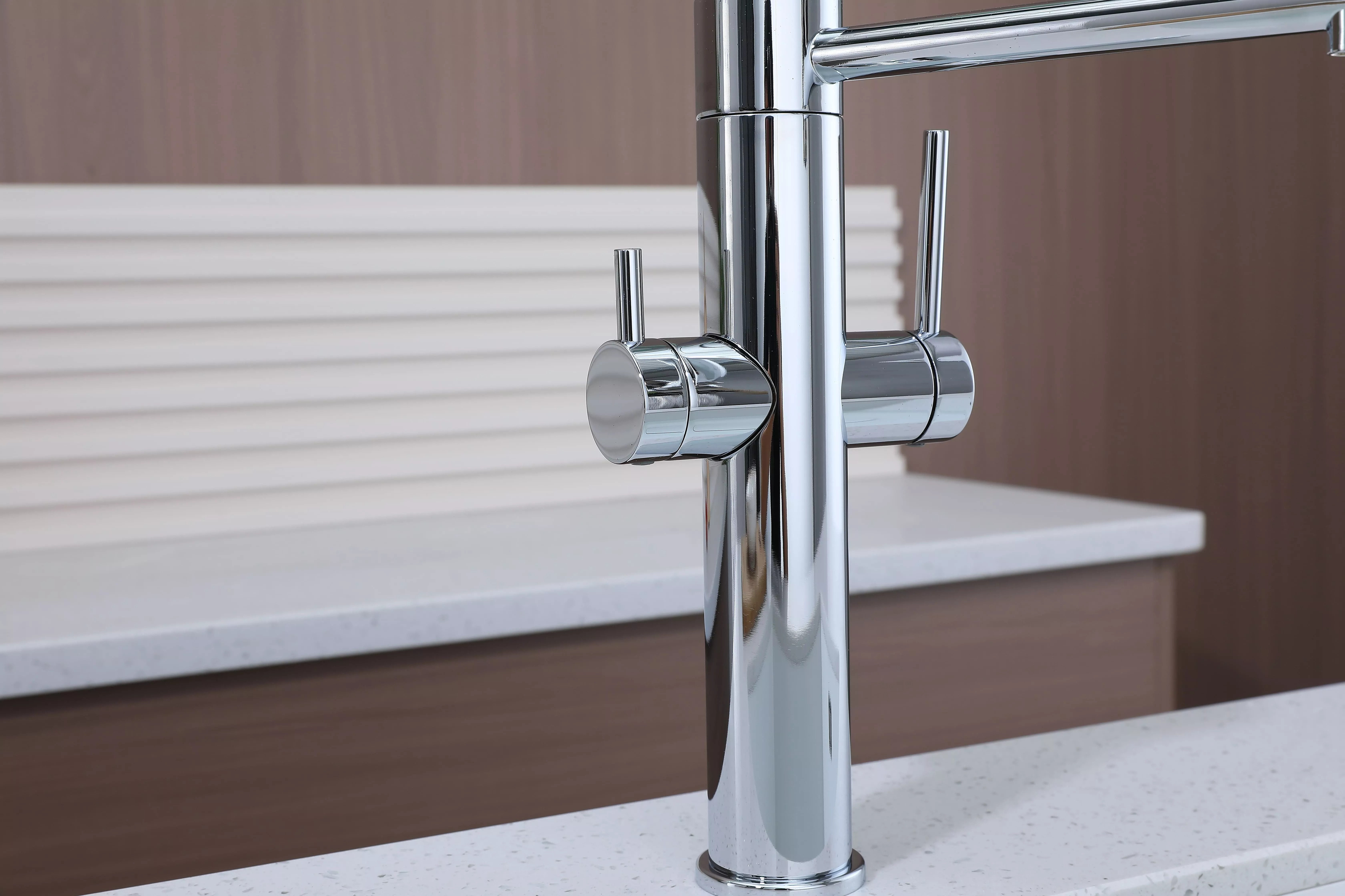 Смеситель Paulmark NEXUS Ne213999-CR хром фото 2 в Ростове-на-Дону Смеситель Paulmark NEXUS Ne213999-CR хром фото 2 в Ростове-на-Дону