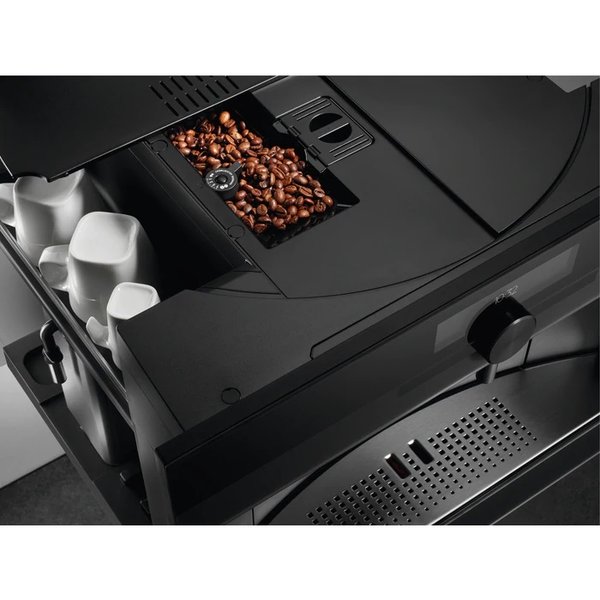 Кофемашина AEG KKK994500T фото 3 в Ростове-на-Дону Кофемашина AEG KKK994500T фото 3 в Ростове-на-Дону