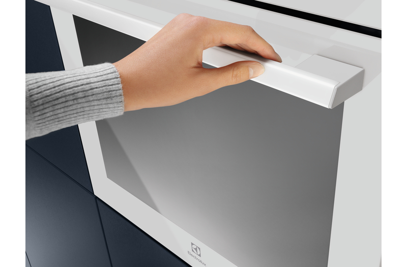 Электрический духовой шкаф Electrolux COE7P31V фото 5 в Ростове-на-Дону