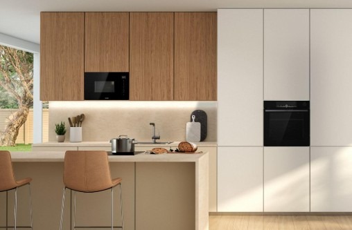 Микроволновая печь Gorenje BM201SG3BG фото 2 в Ростове-на-Дону Микроволновая печь Gorenje BM201SG3BG фото 2 в Ростове-на-Дону