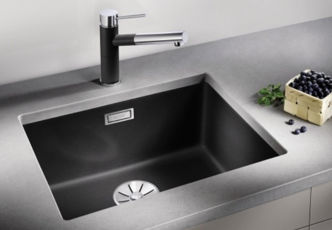 Мойка Blanco SUBLINE 500-U SILGRANIT отводная арматура InFino® в Ростове-на-Дону