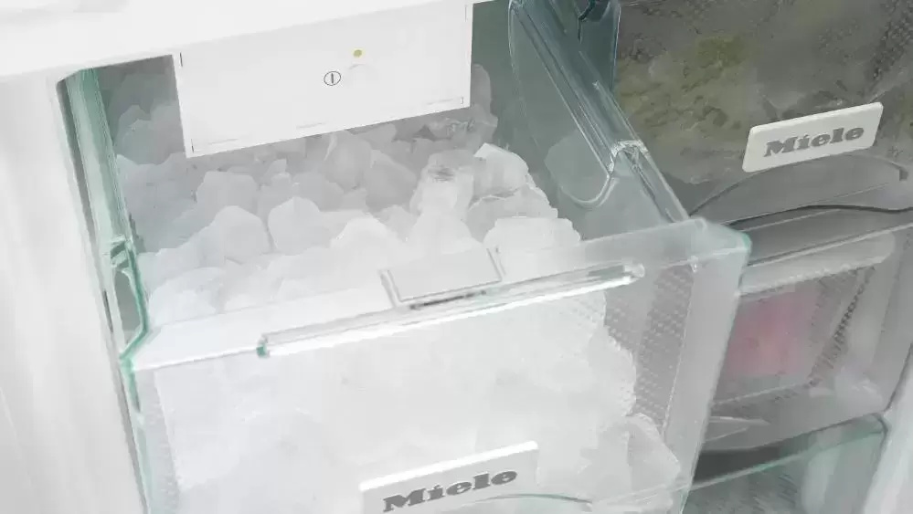 Встраиваемый холодильник Miele KFN37692iDE с витрины новый фото 4 в Ростове-на-Дону