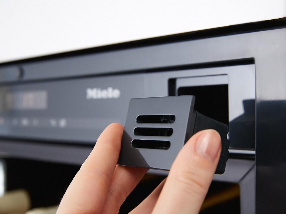 Встраиваемый винный шкаф Miele KWT 6422 iG OBSW фото 3 в Ростове-на-Дону