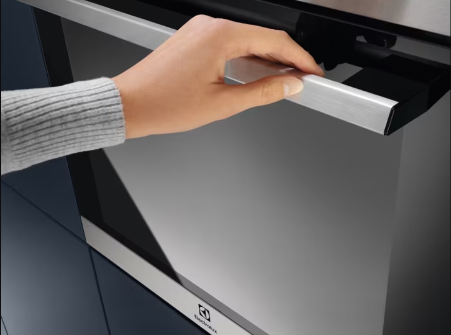 Духовой шкаф Electrolux EOD3H70X фото 3 в Ростове-на-Дону Духовой шкаф Electrolux EOD3H70X фото 3 в Ростове-на-Дону