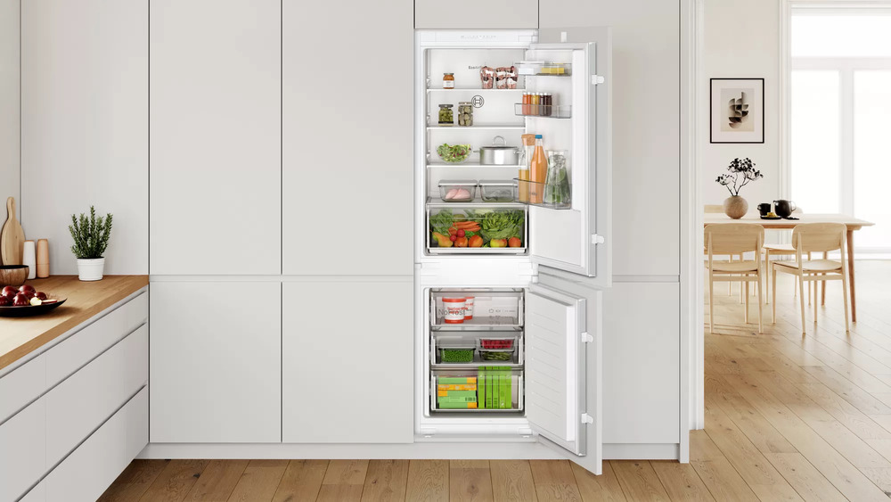 Двухкамерный холодильник Bosch KIN86NSE0 фото 4 в Ростове-на-Дону