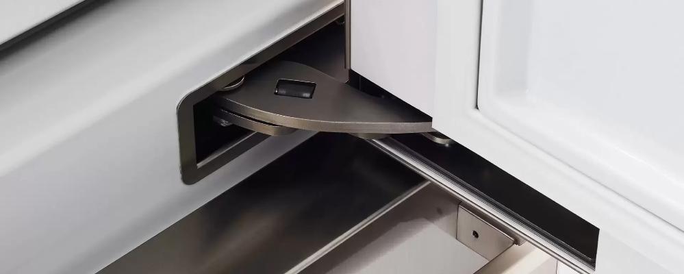 Холодильник Bertazzoni REF90PRL петли слева фото 3 в Ростове-на-Дону Холодильник Bertazzoni REF90PRL петли слева фото 3 в Ростове-на-Дону
