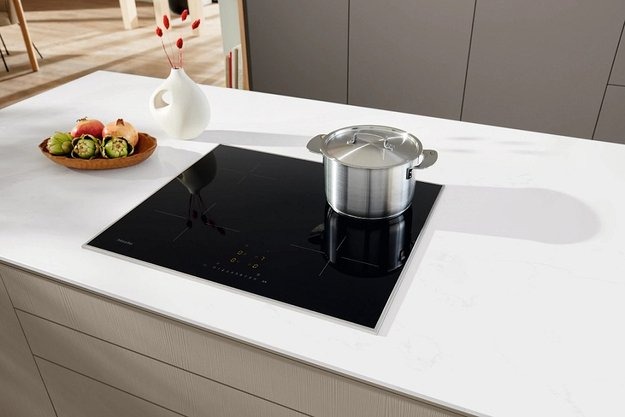 Индукционная варочная панель Miele KM 7361 FR фото 3 в Ростове-на-Дону Индукционная варочная панель Miele KM 7361 FR фото 3 в Ростове-на-Дону